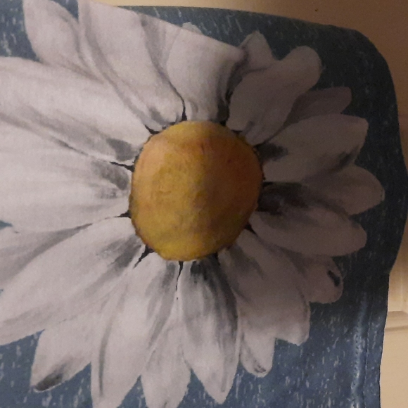 Shirt - Picture 2 of 3